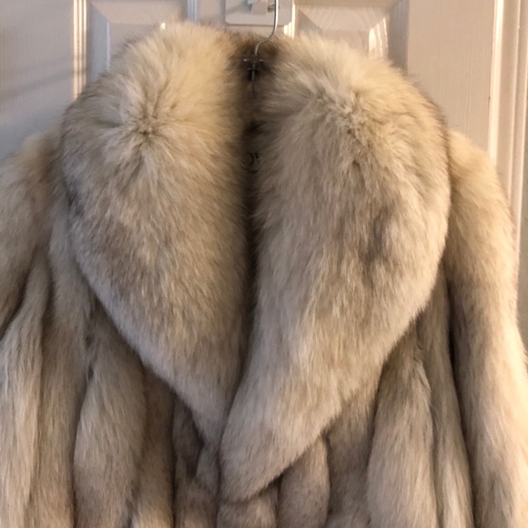 Sakowitz Furs Jackets & Blazers - FOX FUR, Sakowitz Furs, long sleeve, Tan, Jacket, size 12